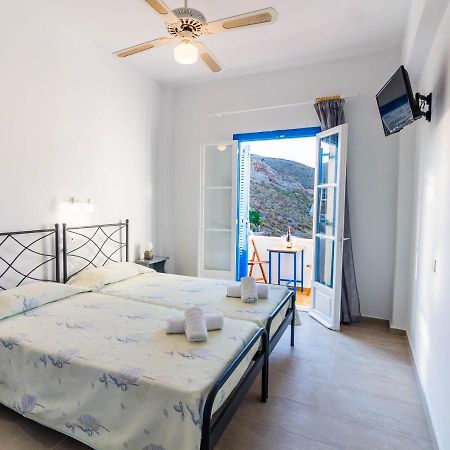 Meltemi Hotel Kythnos Loutrá Extérieur photo