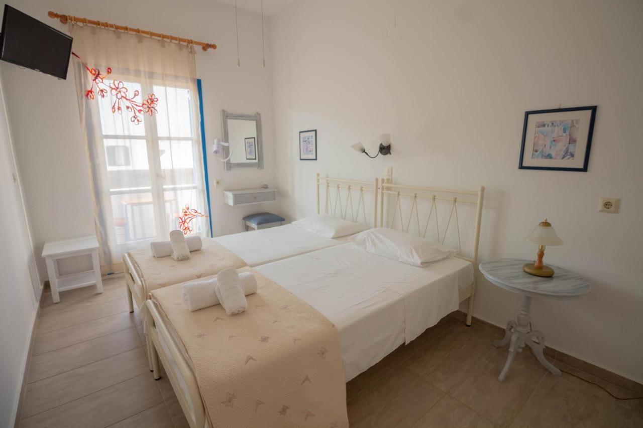 Meltemi Hotel Kythnos Loutrá Extérieur photo