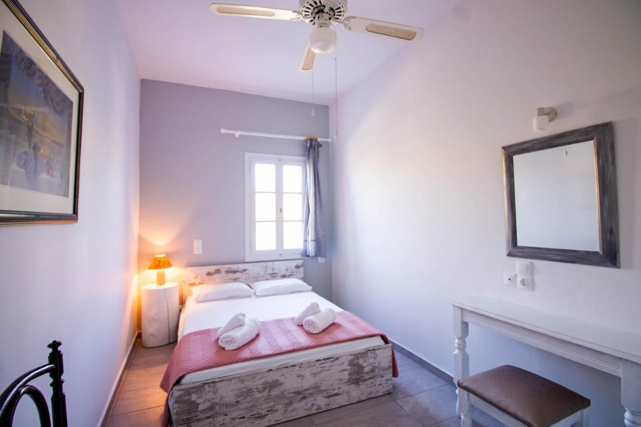Meltemi Hotel Kythnos Loutrá Extérieur photo